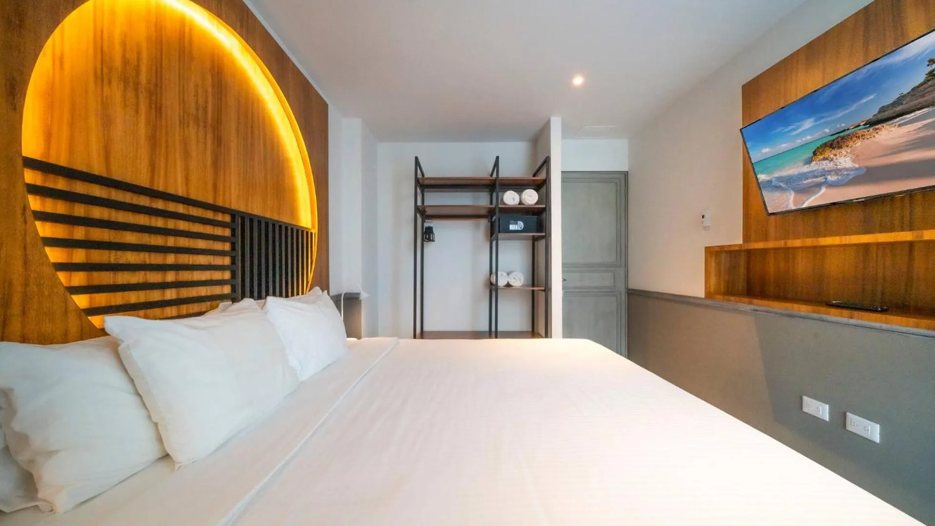 Luxury 1 Bedroom Condo With Rooftop Pool - Singular Joy Residences, Jojo Playa del Carmen 0*,  Mexico
